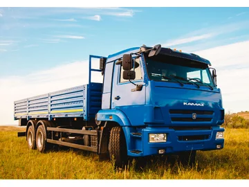 Бортовой автомобиль КАМАЗ-65117